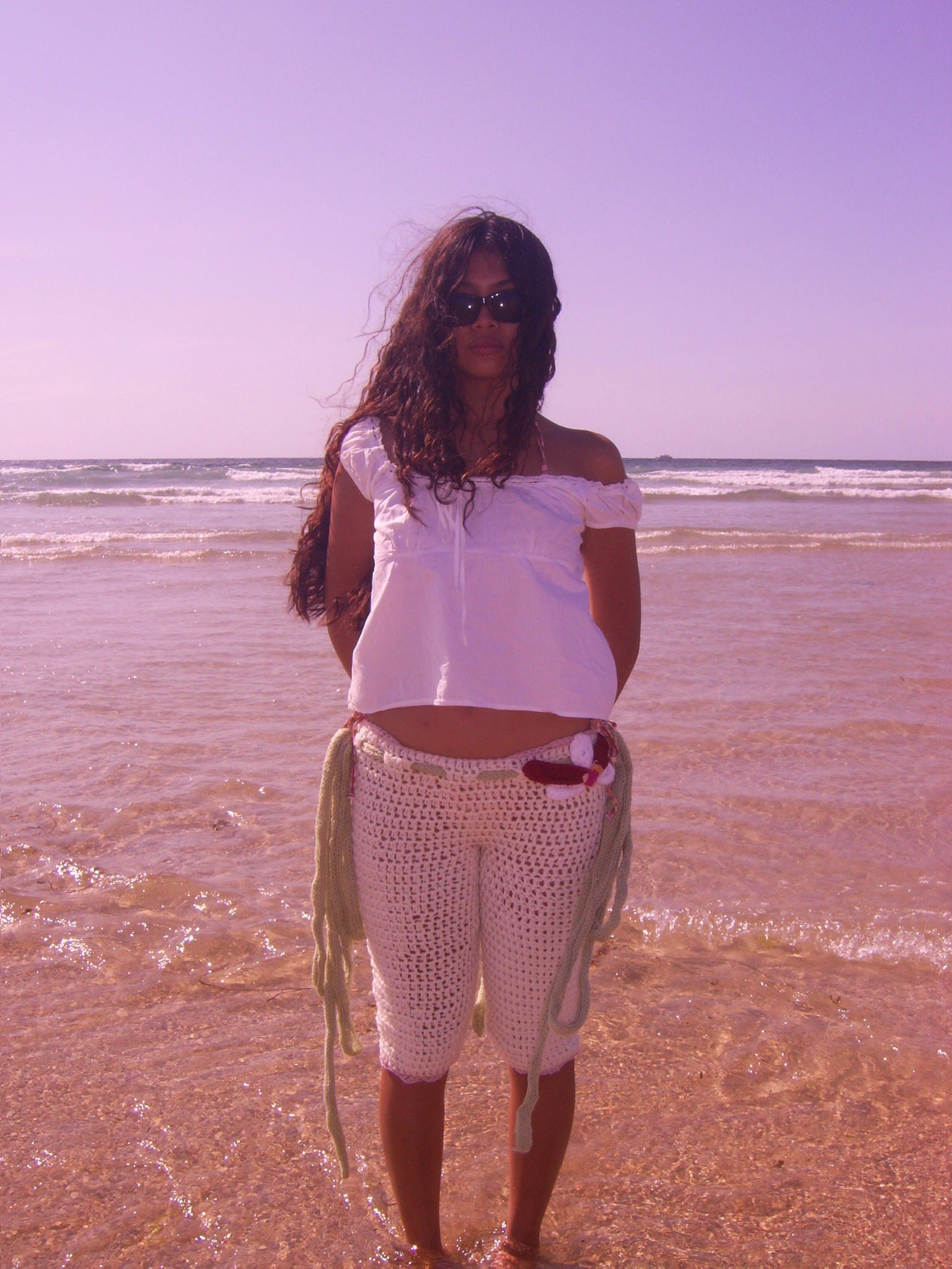 Pearl crochet capris
